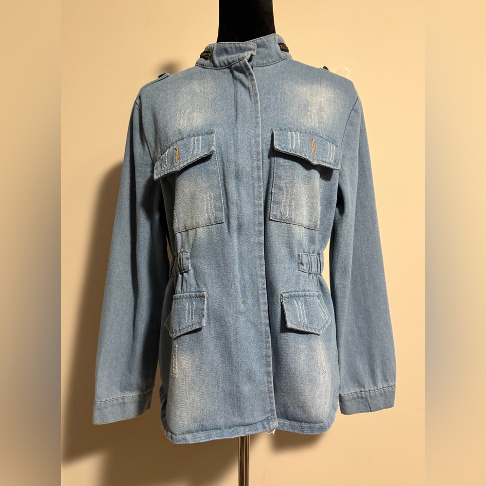 EUC Aimeite Light Wash Distressed Button Up Denim Jacket size 2XL